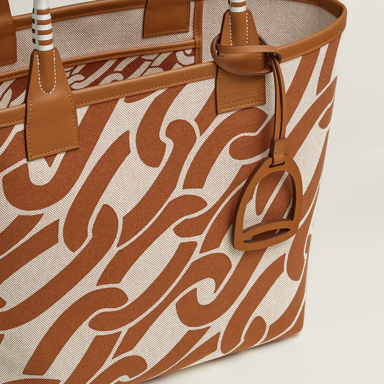 【HERMES】エルメス スティープル 28ハンドバッグ