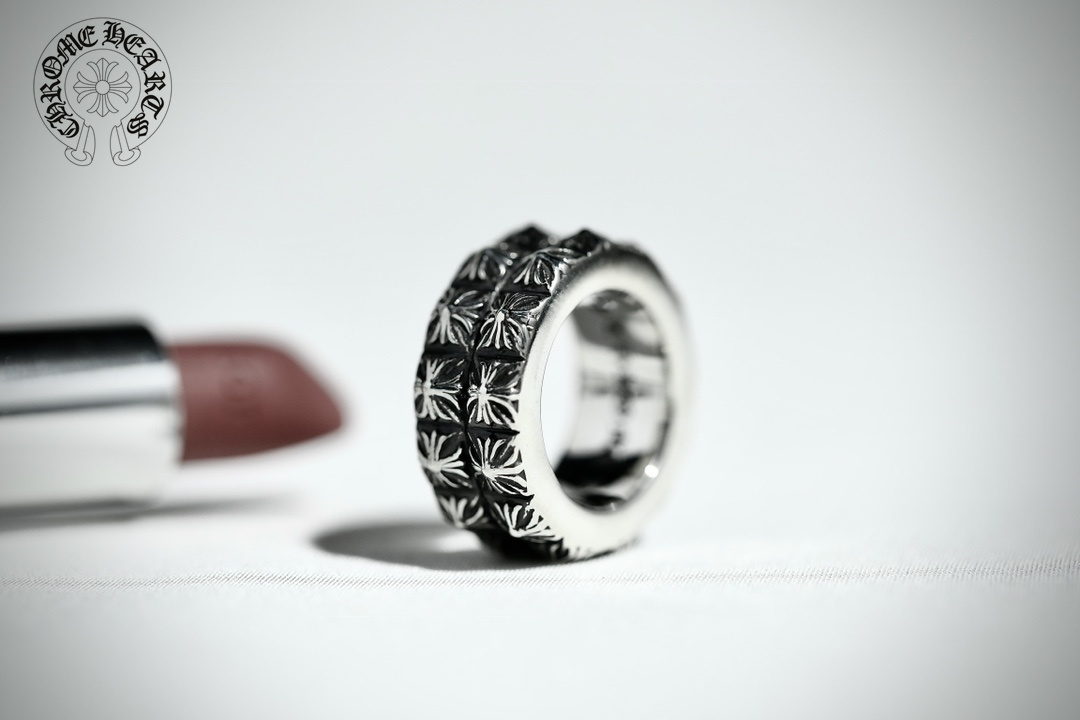 【Chrome Hearts】 男性と女性のためのクロエハートファッションパーソナリティリング