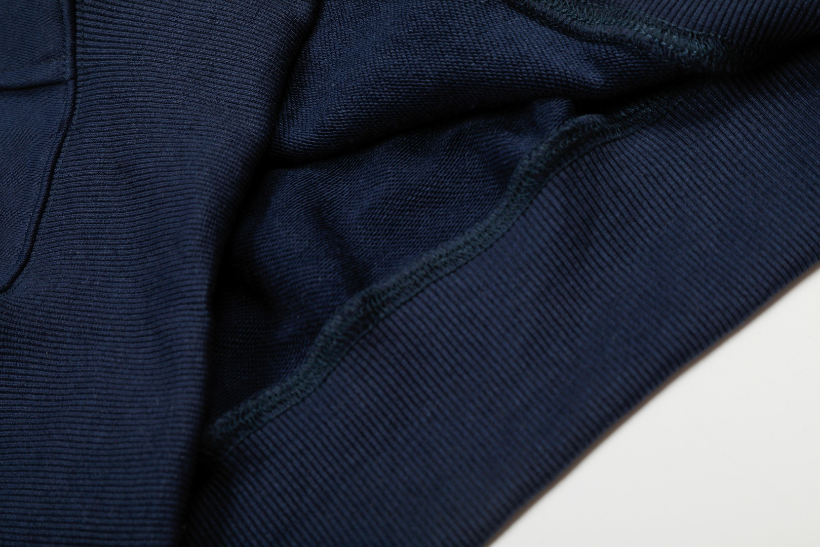 【AMI】刺繍パーカー