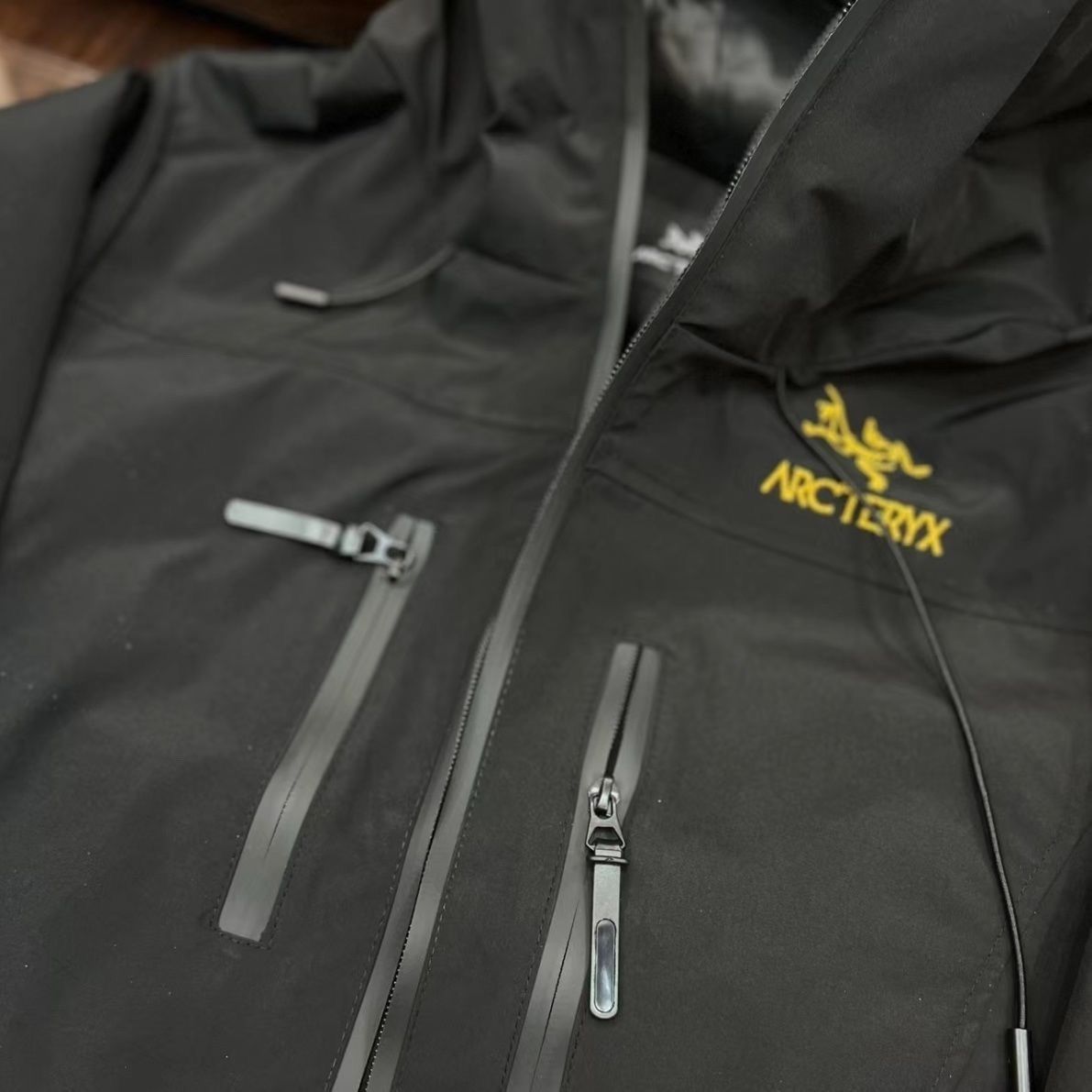 【ARC'TERYX旗艦店】トレッキングジャケット ご好評に付き再入荷！