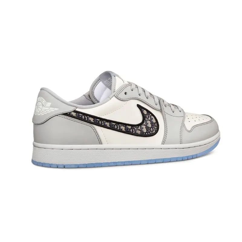 DIOR x NIKE AIR JORDAN 1 ディオール x ナイキ エア ジョーダン 1 RETRO LOW OG