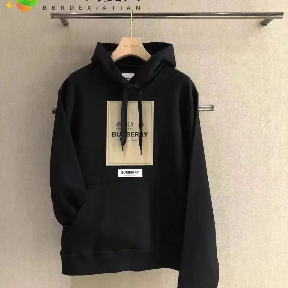 【BURBERRY旗艦店】バーバリー パーカー ご好評に付き再入荷！