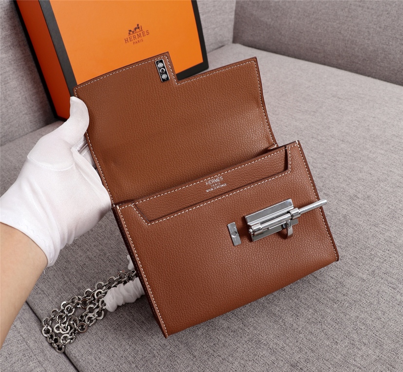 HERMES☆バッグ《ヴェルー》チェーン ミニ ポシェット カーフ