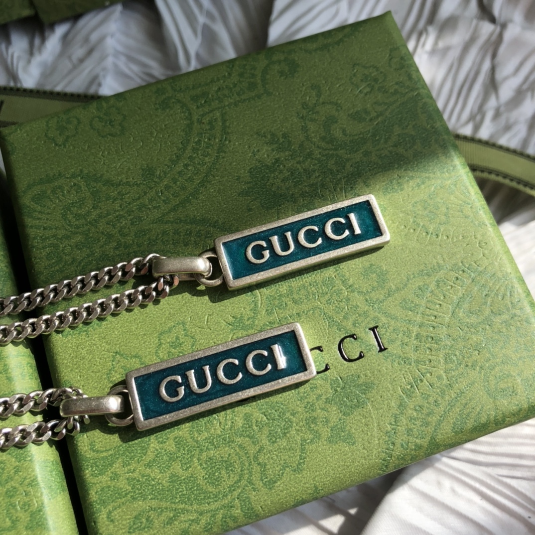 GUCCI ペンダントネックレス