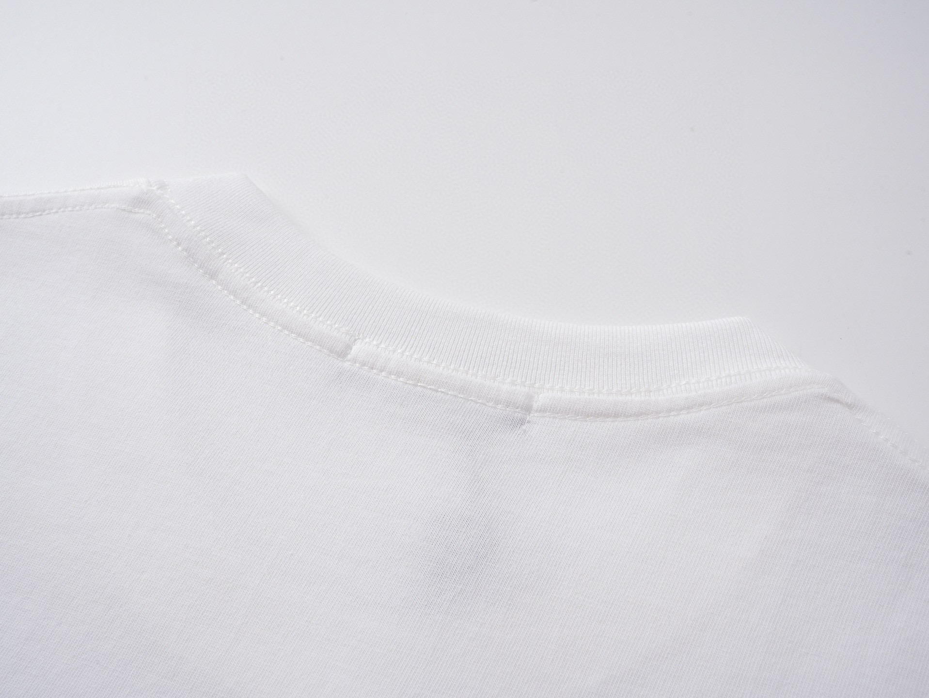 【CHROME HEARTS】（クロムハーツ）半袖Tシャツ、ご好評に付き再入荷！
