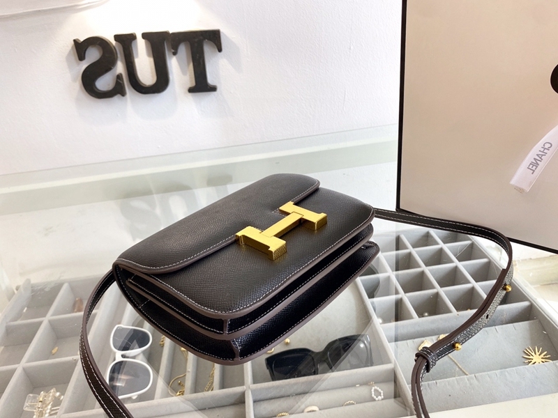 Hermes エルメス ☆ 2021年最新なクラシックな constance ショルダーバッグ 手提げ袋 肩掛け