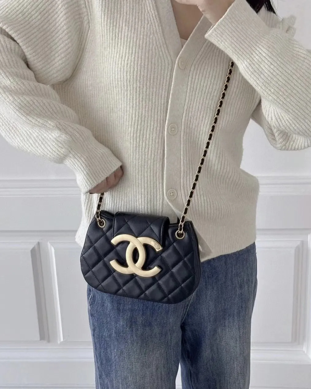 【24C★新作】CHANEL　メッセンジャーバック