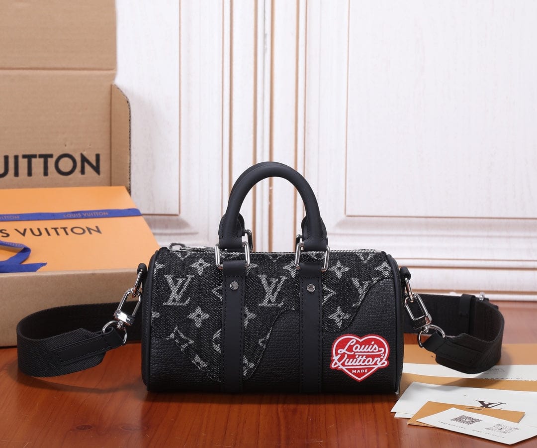 ルイヴィトン Louis Vuitton バッグ キーポル XS M81010