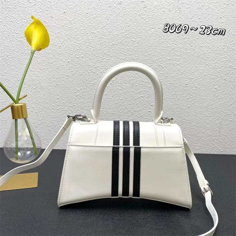 BALENCIAGA×ADIDAS カーフスキン ボックス バッグ 3色