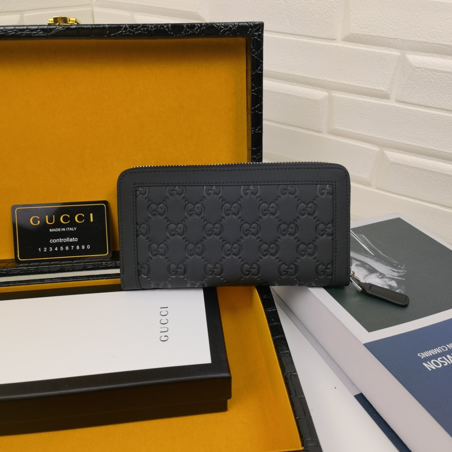 GUCCI グッチ/ インターロッキングG 二つ折り 長財布