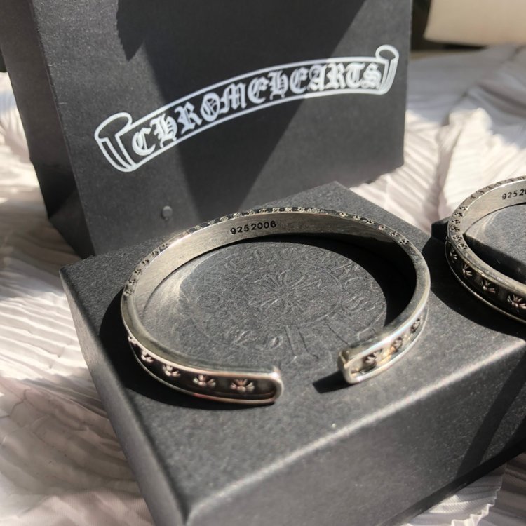 Chrome Hearts（クロムハーツ）男女共に愛されるブレスレット