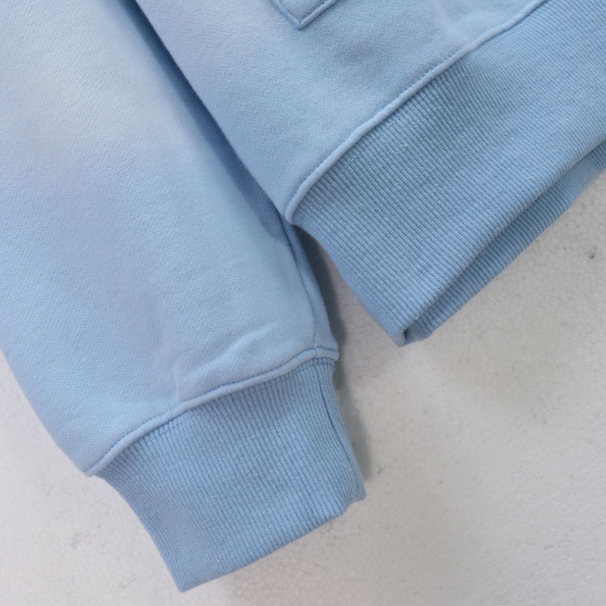 【AMIRI旗艦店】 パーカー 男女兼用 ご好評に付き再入荷！