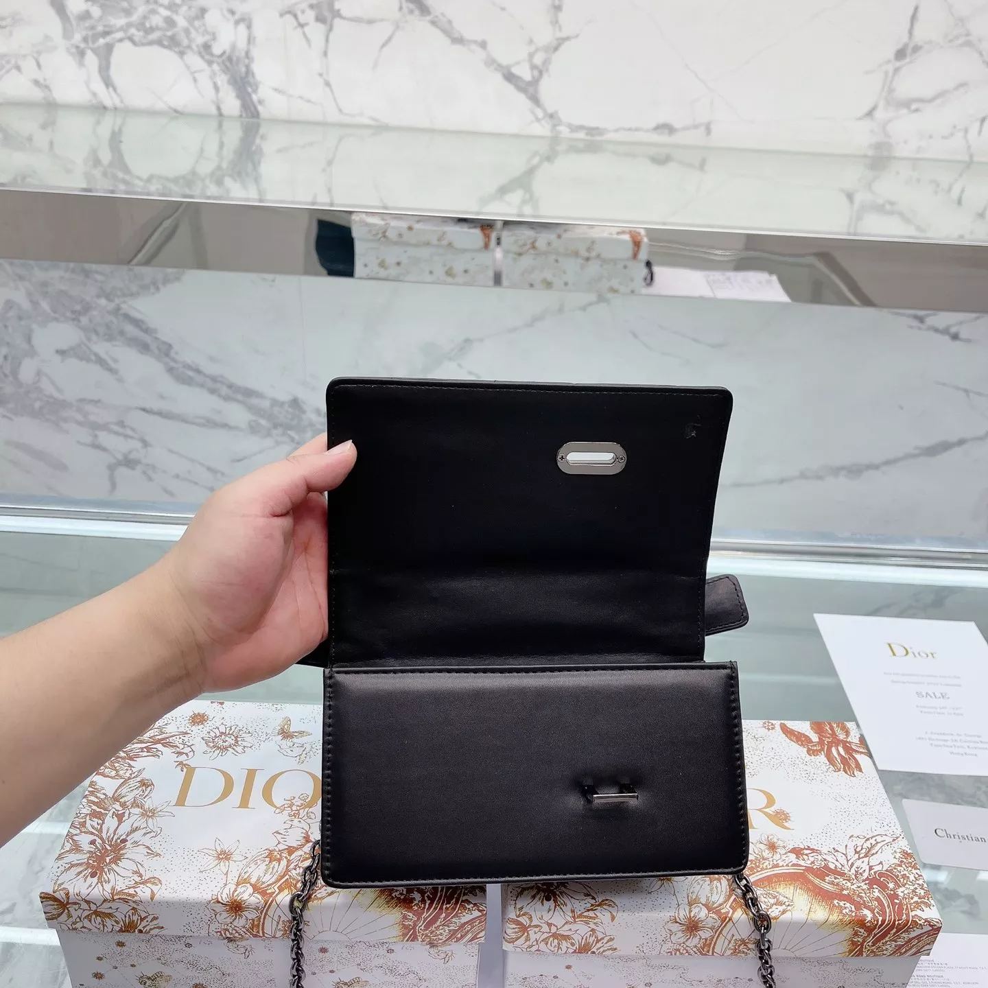 Dior/ディオールレディースバッグ新作30 MONTAIGNEトウチェックチェーンバッグショルダーバッグショルダーバッグ