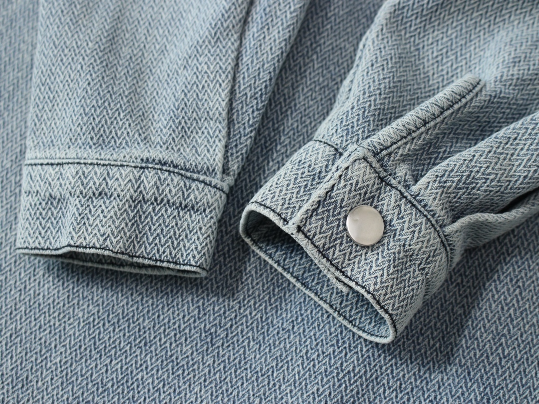 【CELINE 公式旗艦店】セリーヌ シャツ ご好評に付き再入荷！