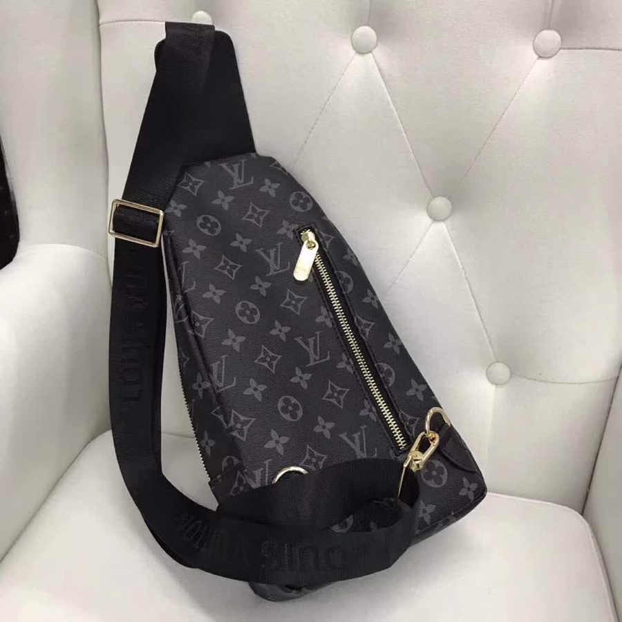 【LOUIS VUITTON 公式 旗艦店】 ルイヴィトン 胸ポケット当日出荷 好評に付き再入荷！33*18*8CM