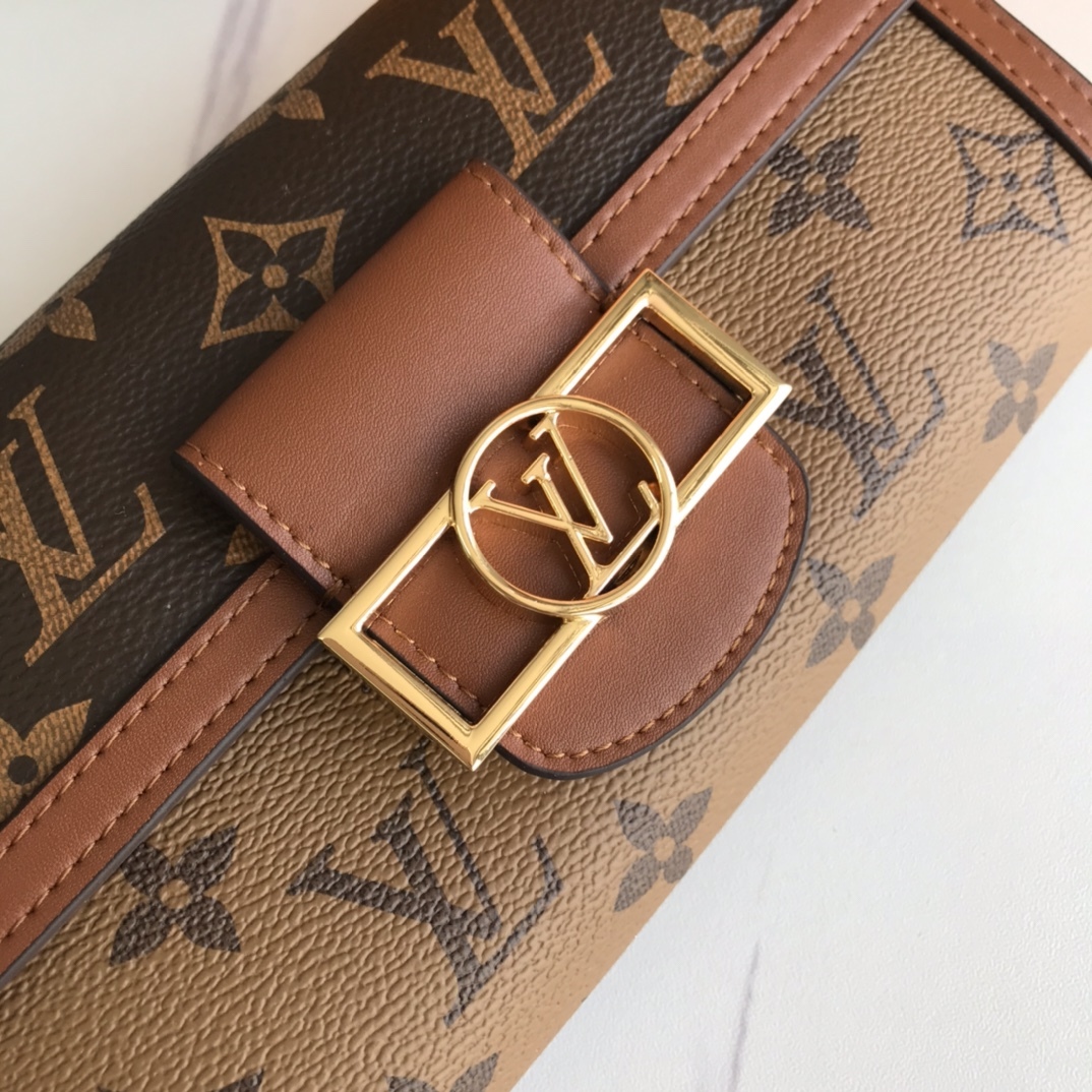 LOUIS VUITTON（ルイヴィトン）Dauphine 財布 M68723