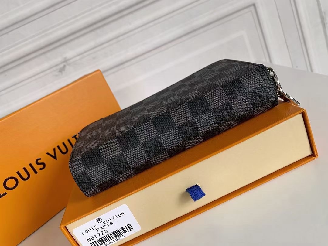 LOUIS VUITTON（ルイヴィトン）二重ファスナー 財布 19x10x4CM