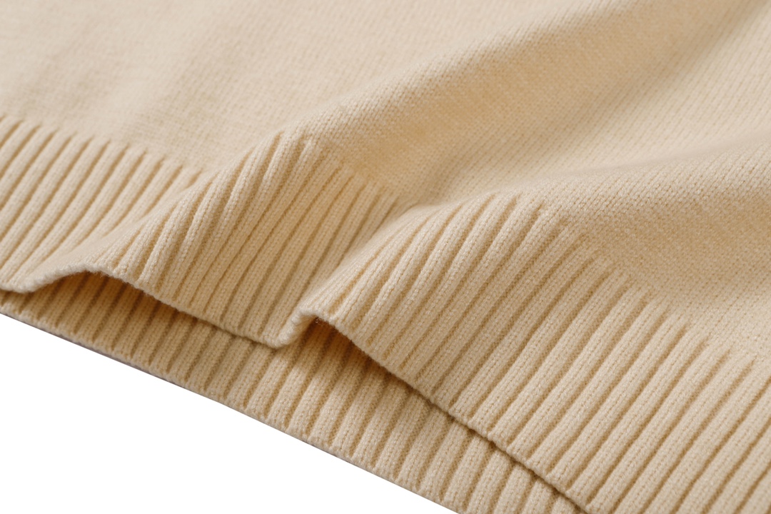 【GUCCI x Disney】グッチ セーター ご好評に付き再入荷！