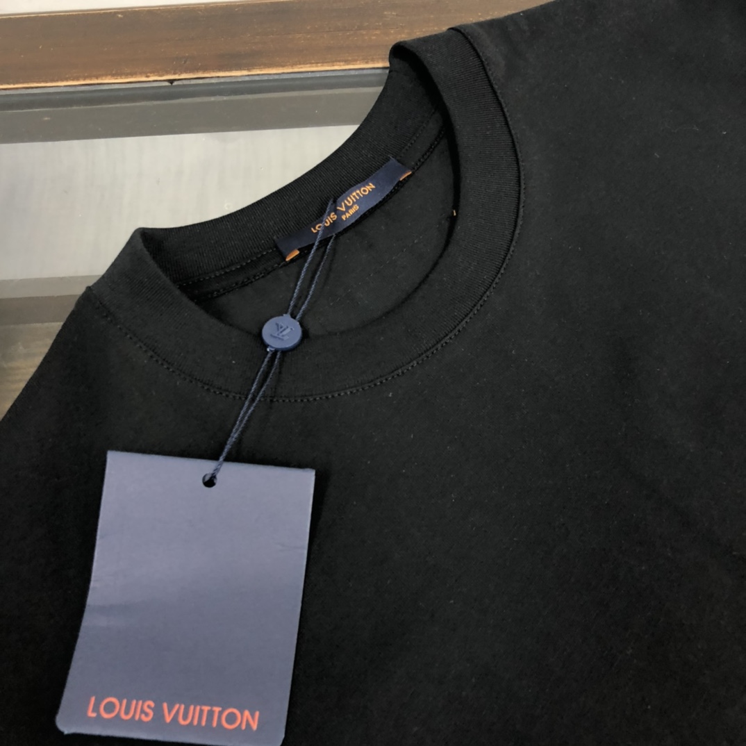 【LOUIS VUITTON】ルイヴィトン 半袖Tシャツ 男女兼用、ご好評に付き再入荷！