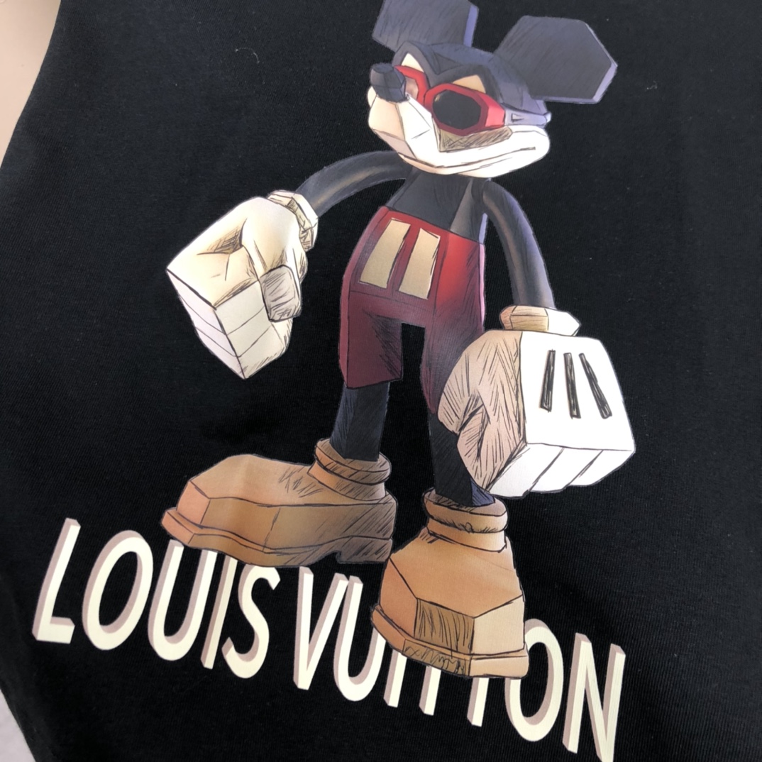 【LOUIS VUITTON】ルイヴィトン 半袖Tシャツ 男女兼用、ご好評に付き再入荷！