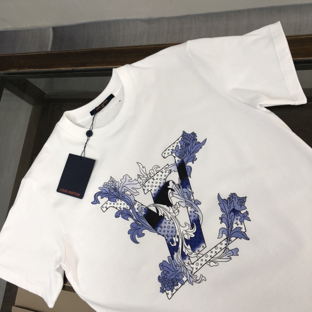 【LOUIS VUITTON】ルイヴィトン 半袖Tシャツ 男女兼用、ご好評に付き再入荷！