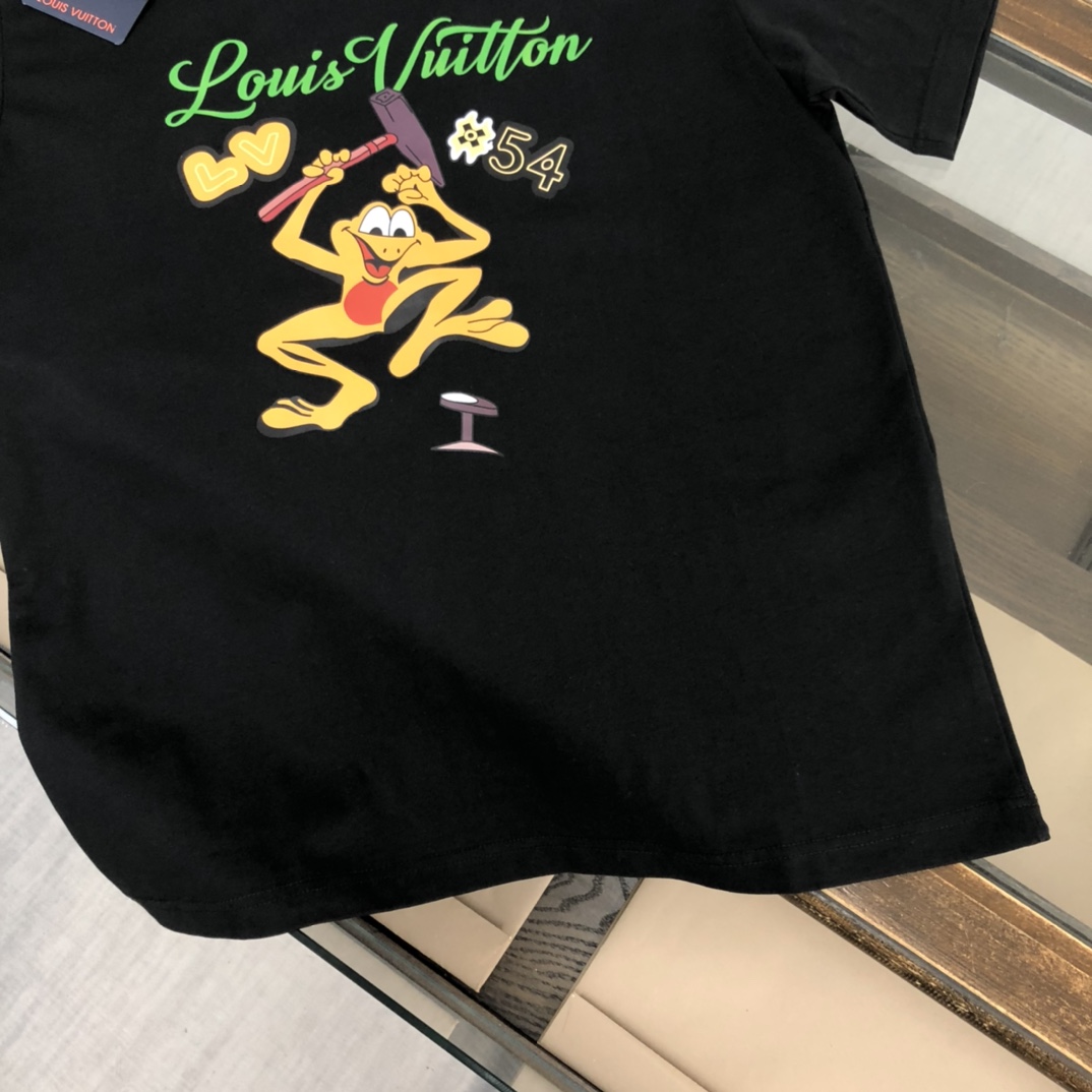 【LOUIS VUITTON】ルイヴィトン 半袖Tシャツ 男女兼用、ご好評に付き再入荷！