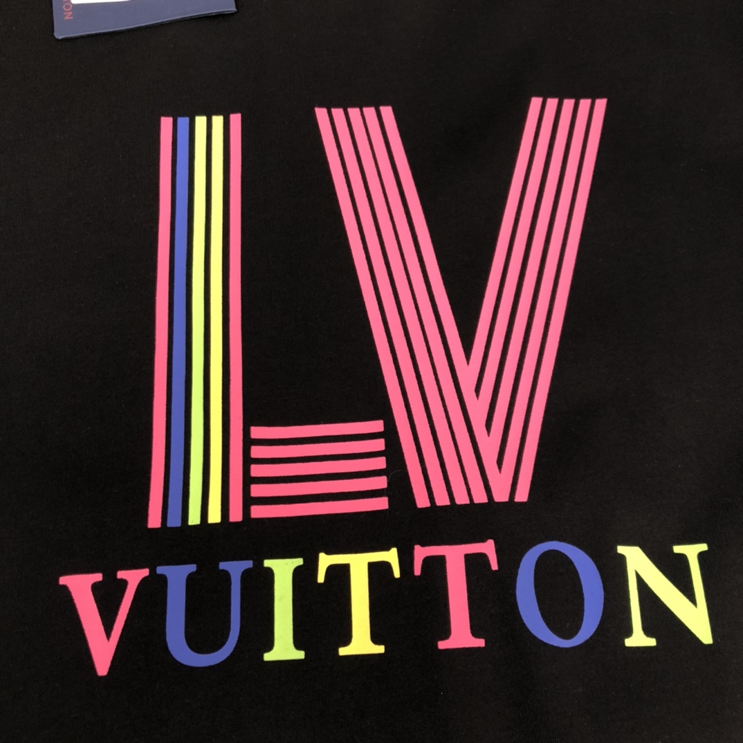 【LOUIS VUITTON】ルイヴィトン 半袖Tシャツ 男女兼用、ご好評に付き再入荷！