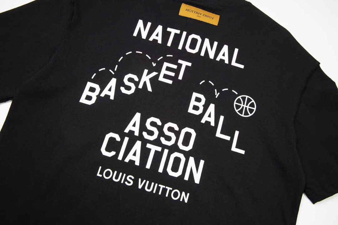 【LOUIS VUITTON】ルイヴィトン 半袖Tシャツ 男女兼用、ご好評に付き再入荷！