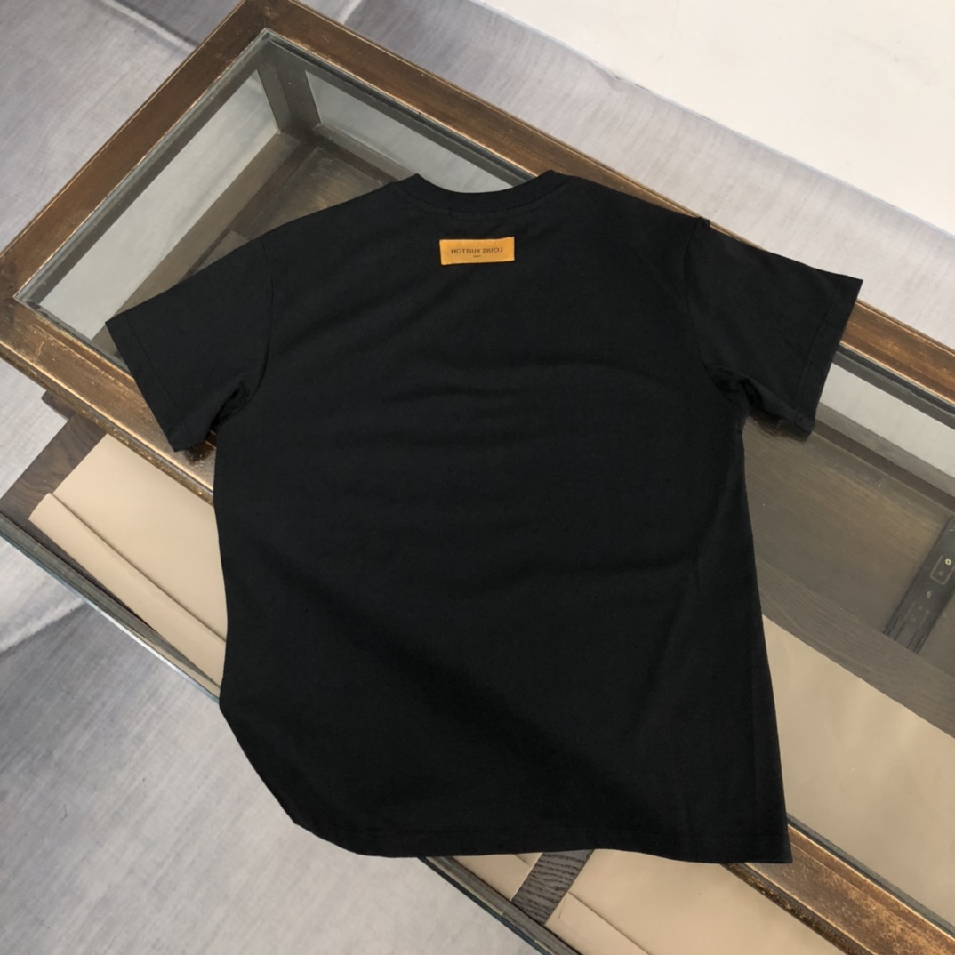 【LOUIS VUITTON】ルイヴィトン 半袖Tシャツ 男女兼用、ご好評に付き再入荷！