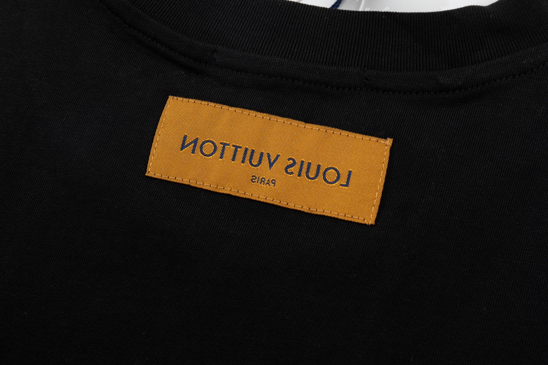 【LOUIS VUITTON】ルイヴィトン 半袖Tシャツ 男女兼用、ご好評に付き再入荷！