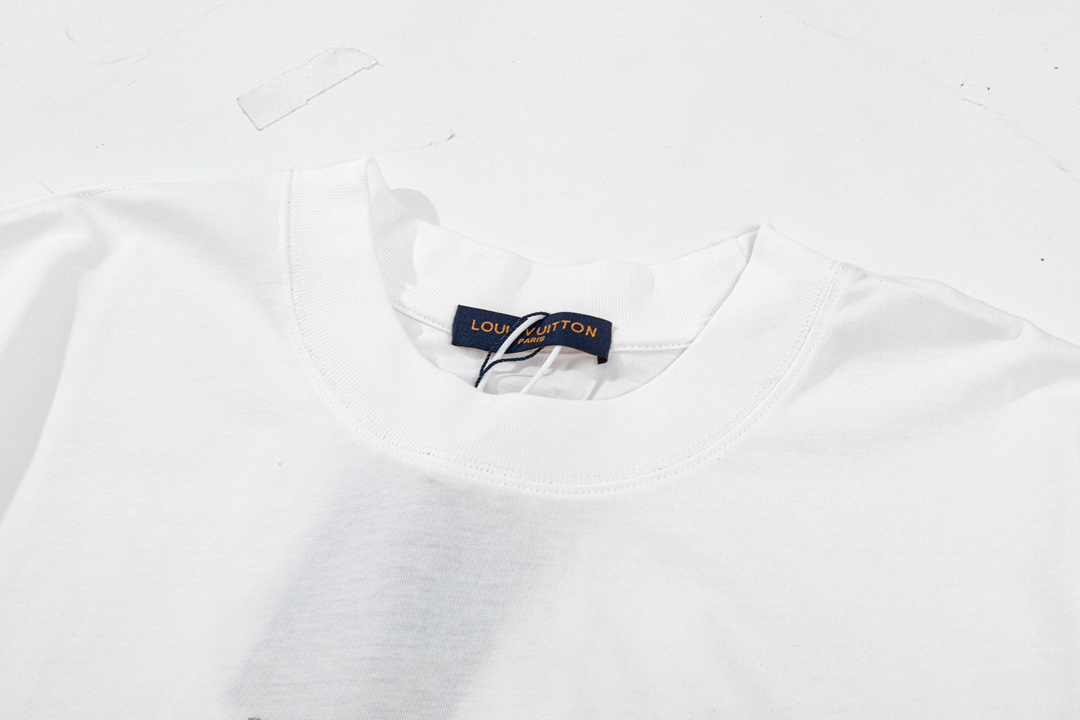 【LOUIS VUITTON旗艦店】ルイヴィトン 半袖Tシャツ ご好評に付き再入荷！