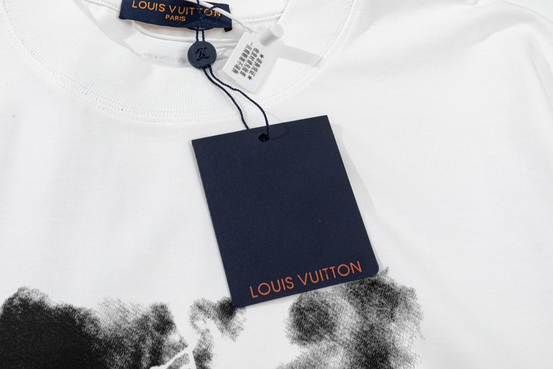 【LOUIS VUITTON旗艦店】ルイヴィトン 半袖Tシャツ ご好評に付き再入荷！