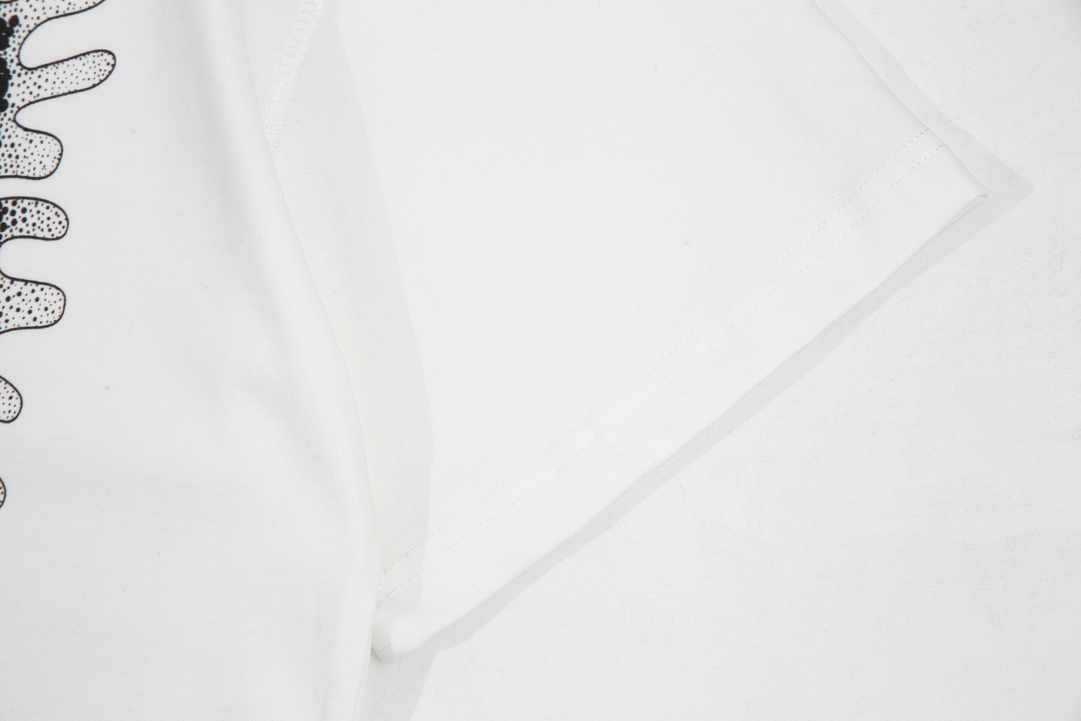【LOUIS VUITTON旗艦店】ルイヴィトン 半袖Tシャツ ご好評に付き再入荷！