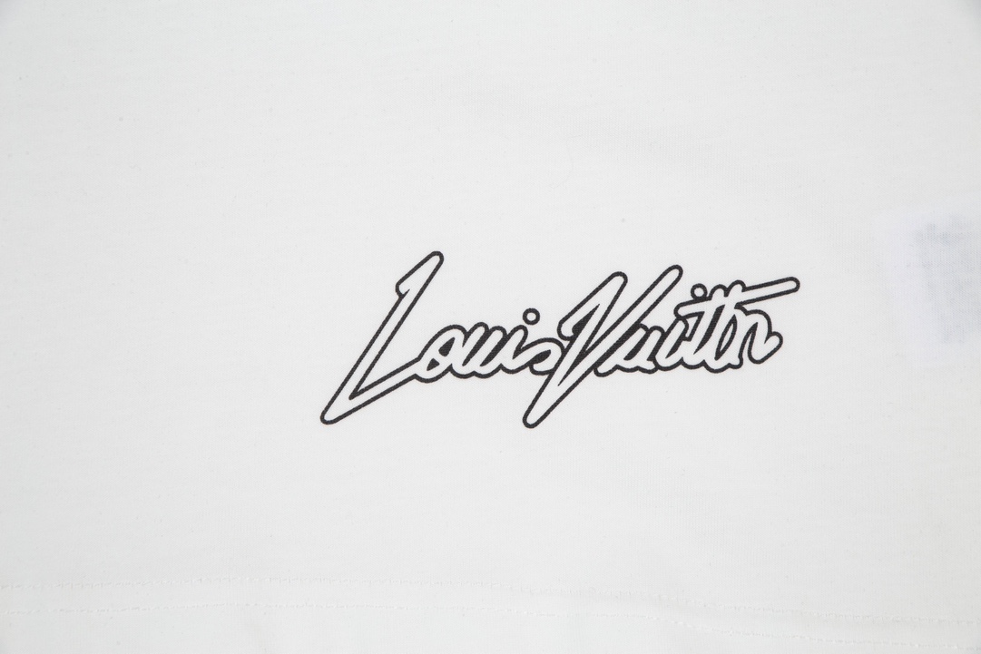 【LOUIS VUITTON旗艦店】ルイヴィトン 半袖Tシャツ ご好評に付き再入荷！
