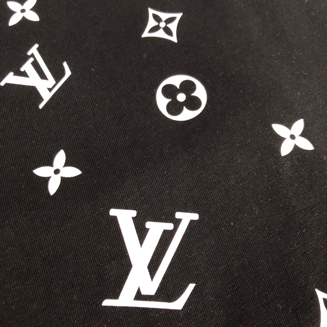 【LOUIS VUITTON旗艦店】ルイヴィトン 半袖Tシャツ ご好評に付き再入荷！