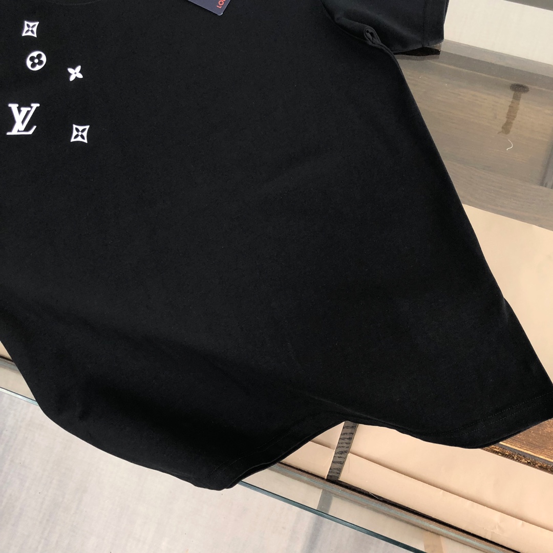 【LOUIS VUITTON旗艦店】ルイヴィトン 半袖Tシャツ ご好評に付き再入荷！