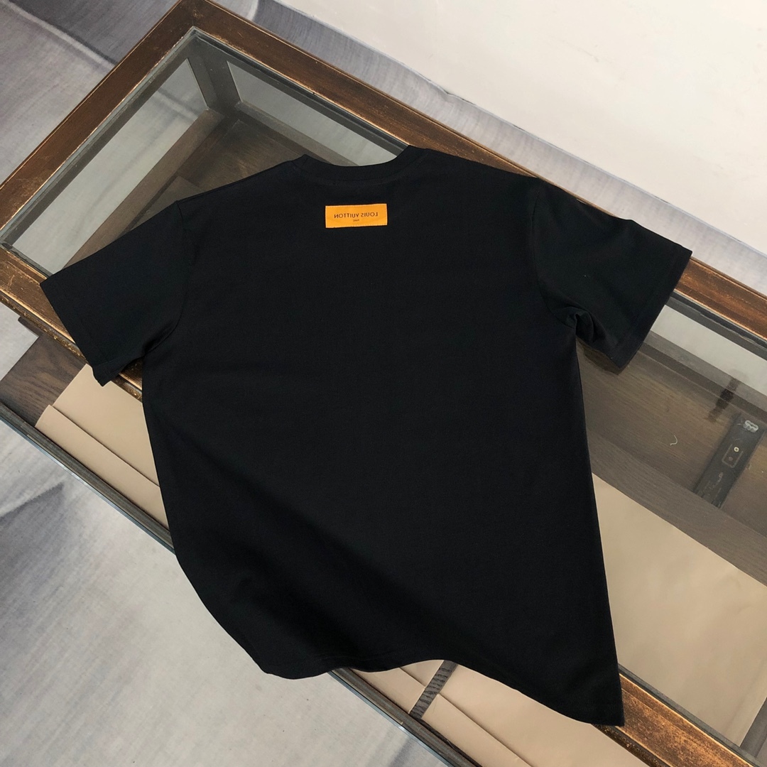 【LOUIS VUITTON旗艦店】ルイヴィトン 半袖Tシャツ ご好評に付き再入荷！