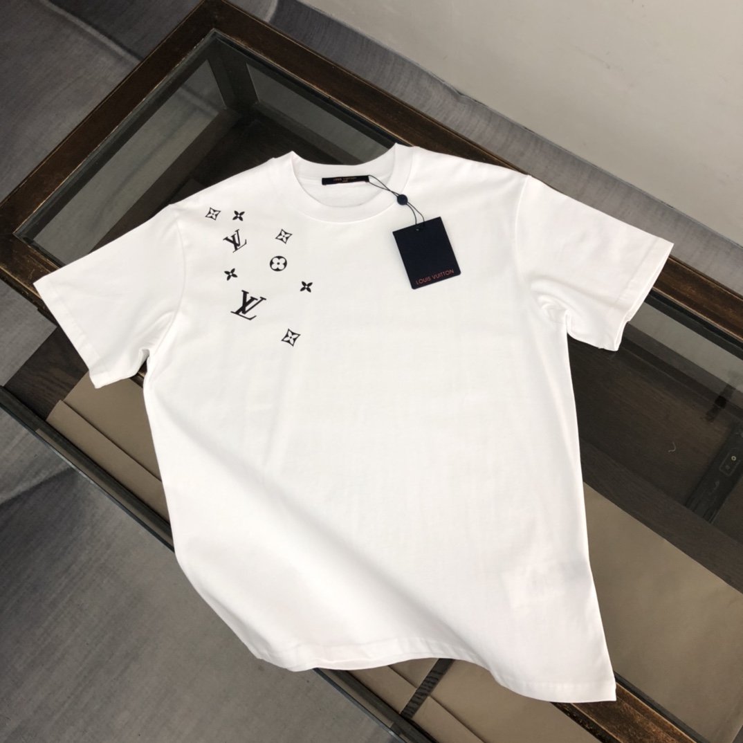 【LOUIS VUITTON旗艦店】ルイヴィトン 半袖Tシャツ ご好評に付き再入荷！