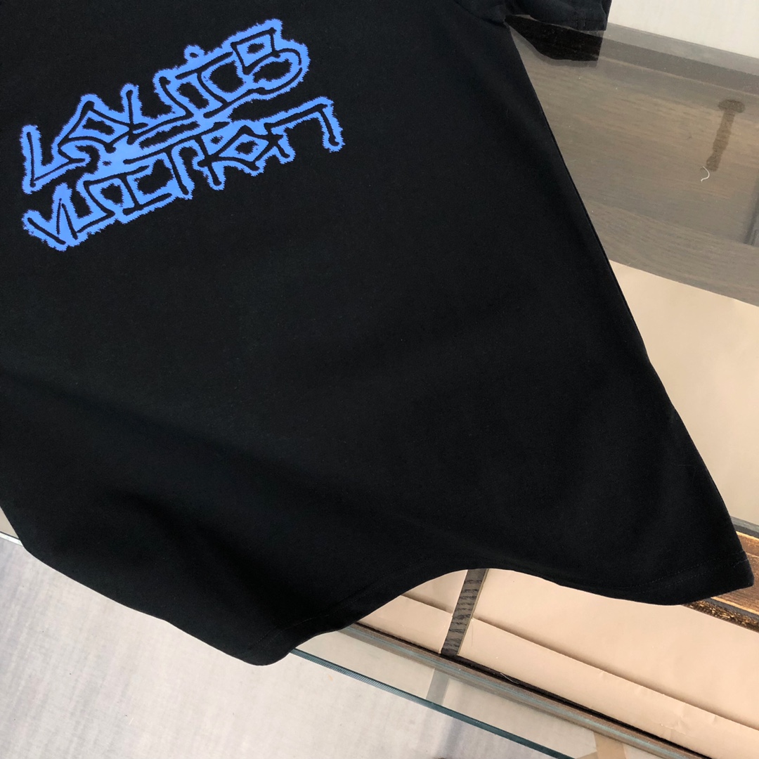 【LOUIS VUITTON旗艦店】ルイヴィトン 半袖Tシャツ ご好評に付き再入荷！