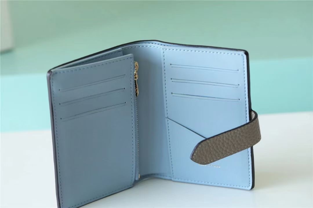 Louis Vuitton (ルイ・ヴィトン) LV VERTICAL M81561 財布 4色