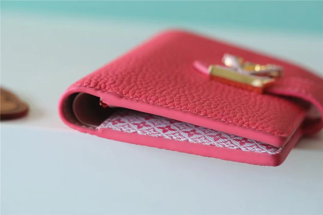 Louis Vuitton (ルイ・ヴィトン) LV VERTICAL M81561 財布 4色