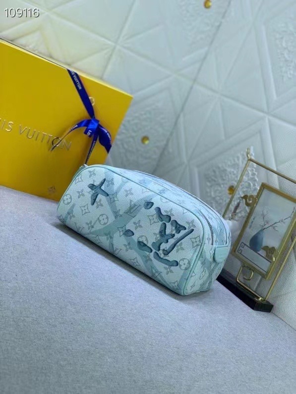 LOUIS VUITTON ルイヴィトン DOPP KIT  トイレタリーバッグ M82337