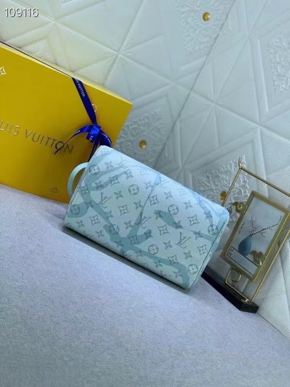 LOUIS VUITTON ルイヴィトン DOPP KIT  トイレタリーバッグ M82337