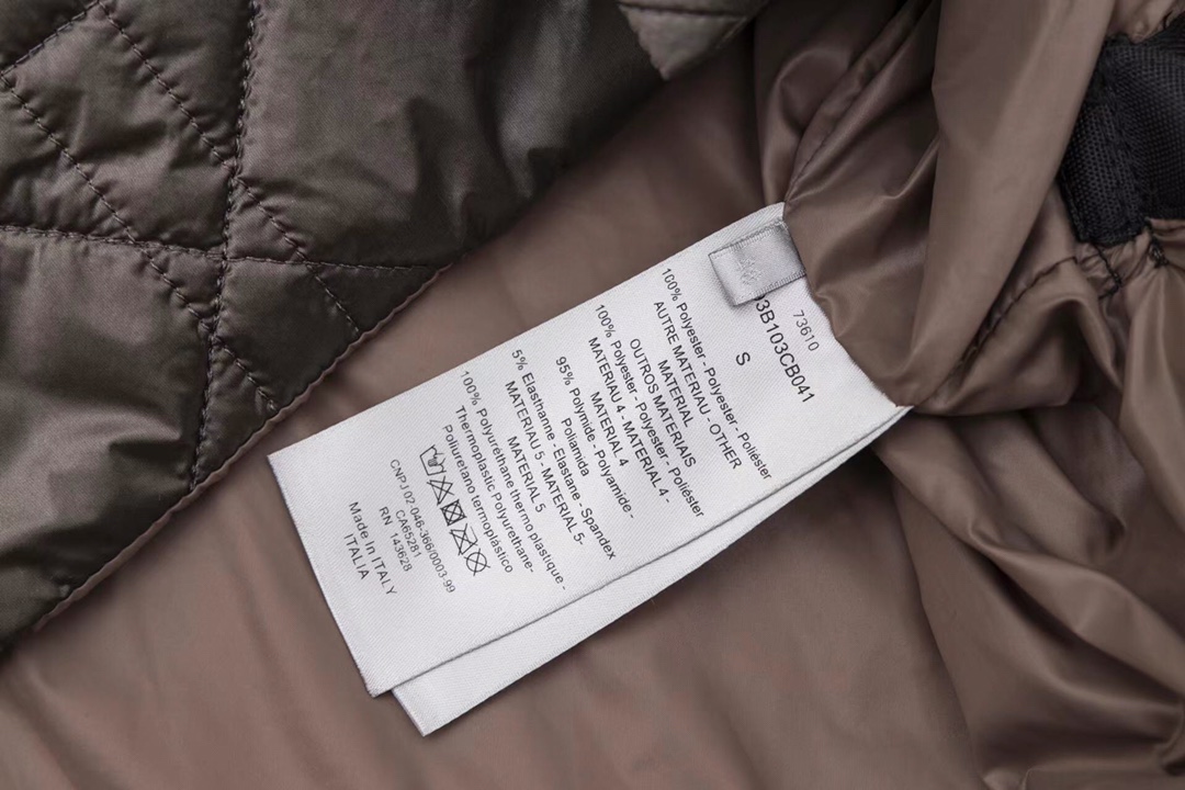 【DIOR公式旗艦店】ディオール ジャケット ご好評に付き再入荷！