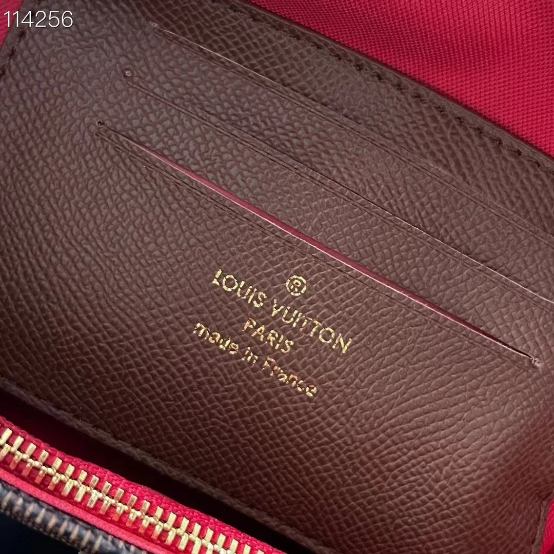 LOUIS VUITTON ルイヴィトン Wallet On Chain Ivy M81992