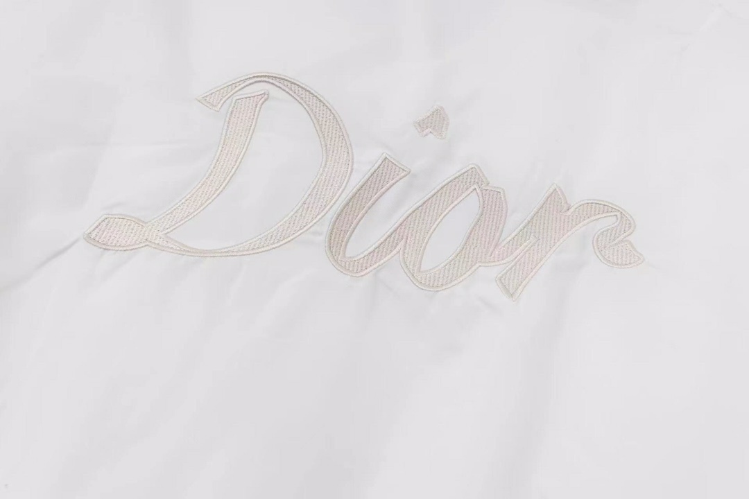 【DIOR公式旗艦店】ディオール ジャケット 綿入り ご好評に付き再入荷！