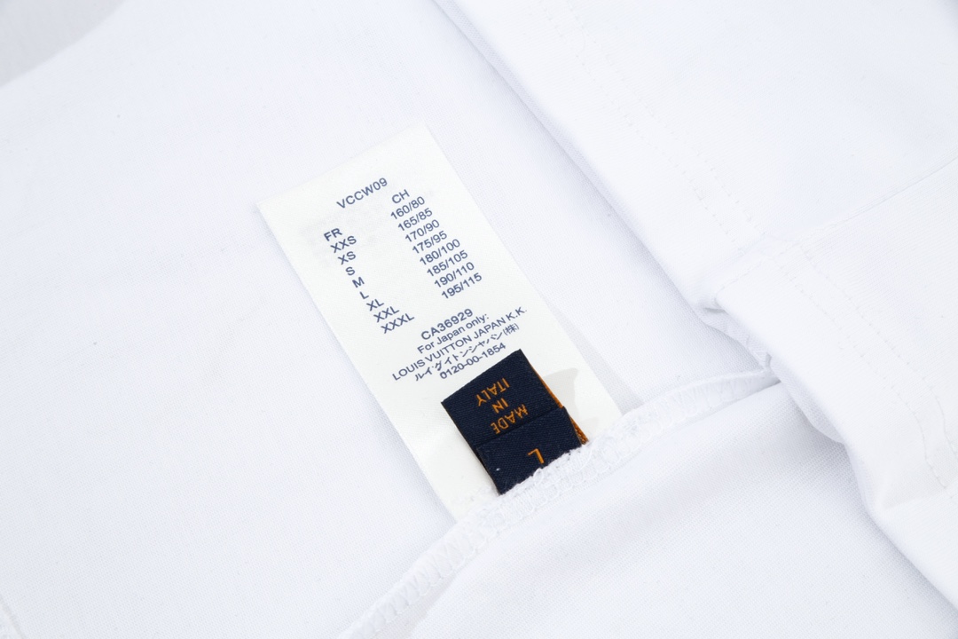 【LOUIS VUITTON】ルイヴィトン 半袖Tシャツ 、ご好評に付き再入荷！