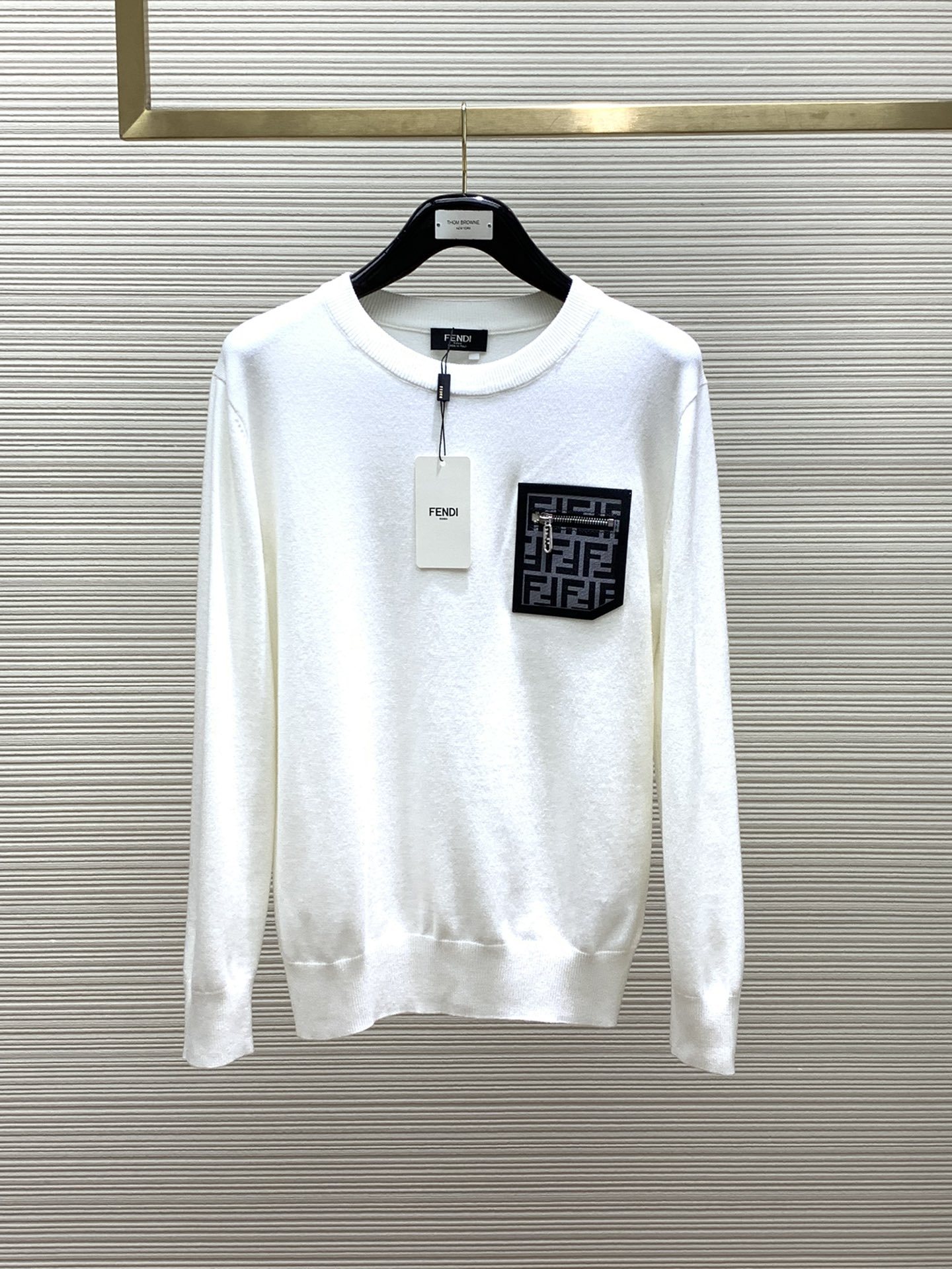 【FENDI旗艦店】フェンディ セーター ご好評に付き再入荷！