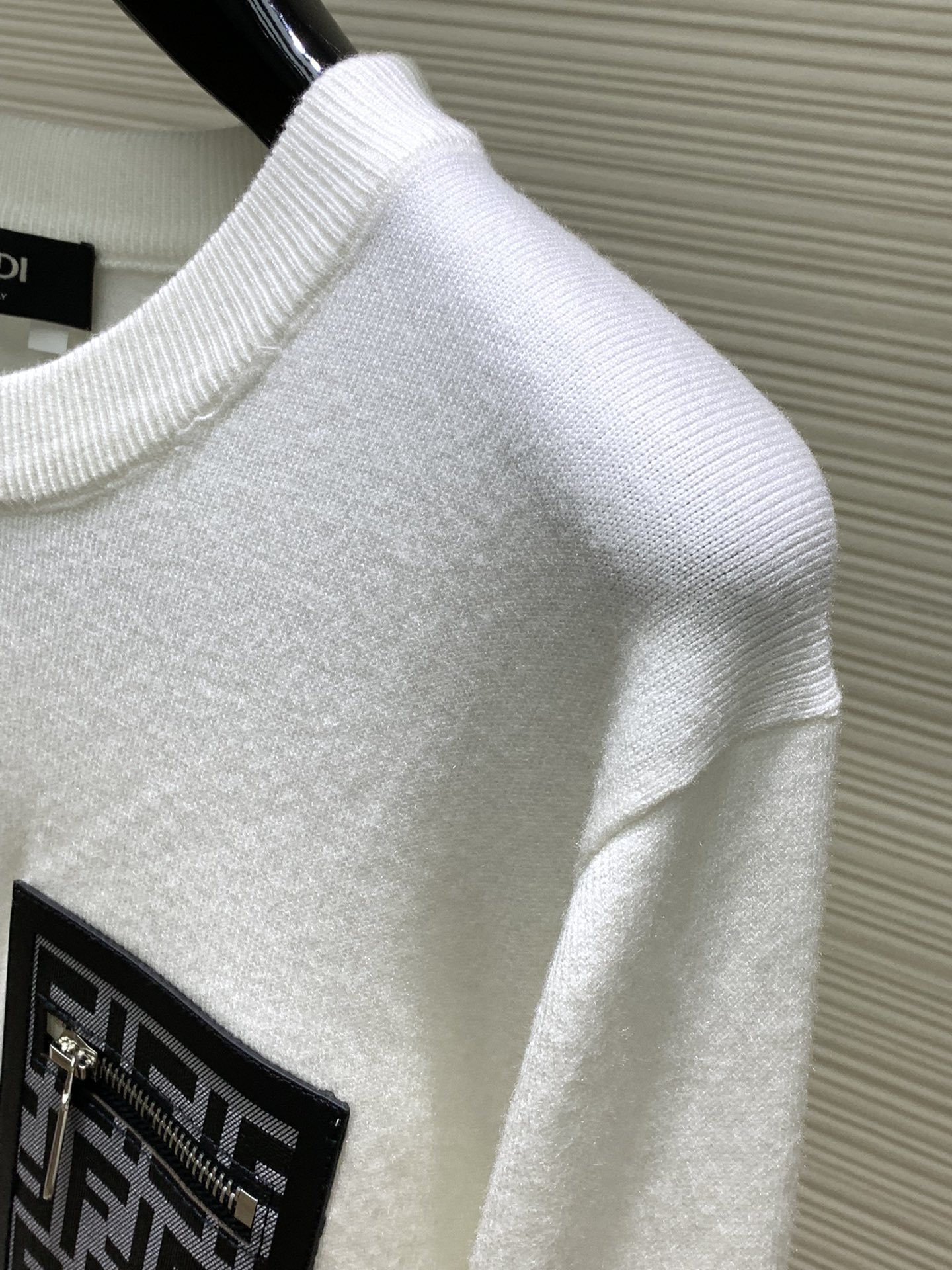 【FENDI旗艦店】フェンディ セーター ご好評に付き再入荷！