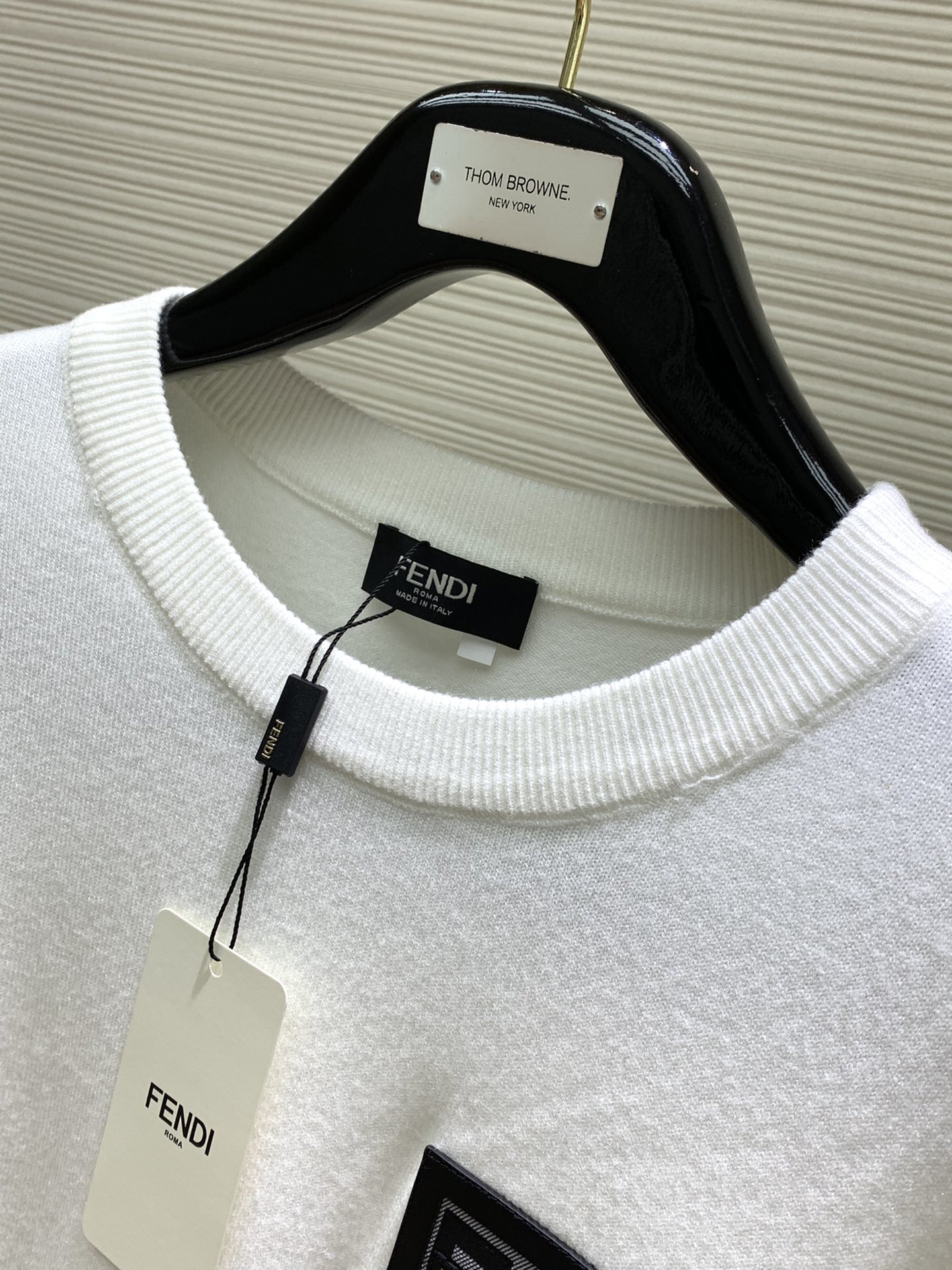 【FENDI旗艦店】フェンディ セーター ご好評に付き再入荷！